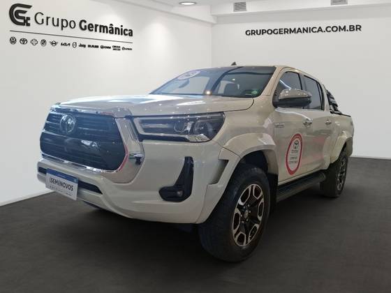 TOYOTA HILUX 2.8 D-4D TURBO DIESEL CD SRX PLUS 4X4 AUTOMÁTICO